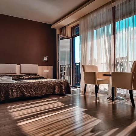 Family Casa Del Mare 3* Созополь